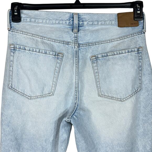 Aeropostale SZ 10 Mom Jeans Distressed Rips Hi-Rise Light Wash Zip-Fly Pockets - Picture 6 of 10